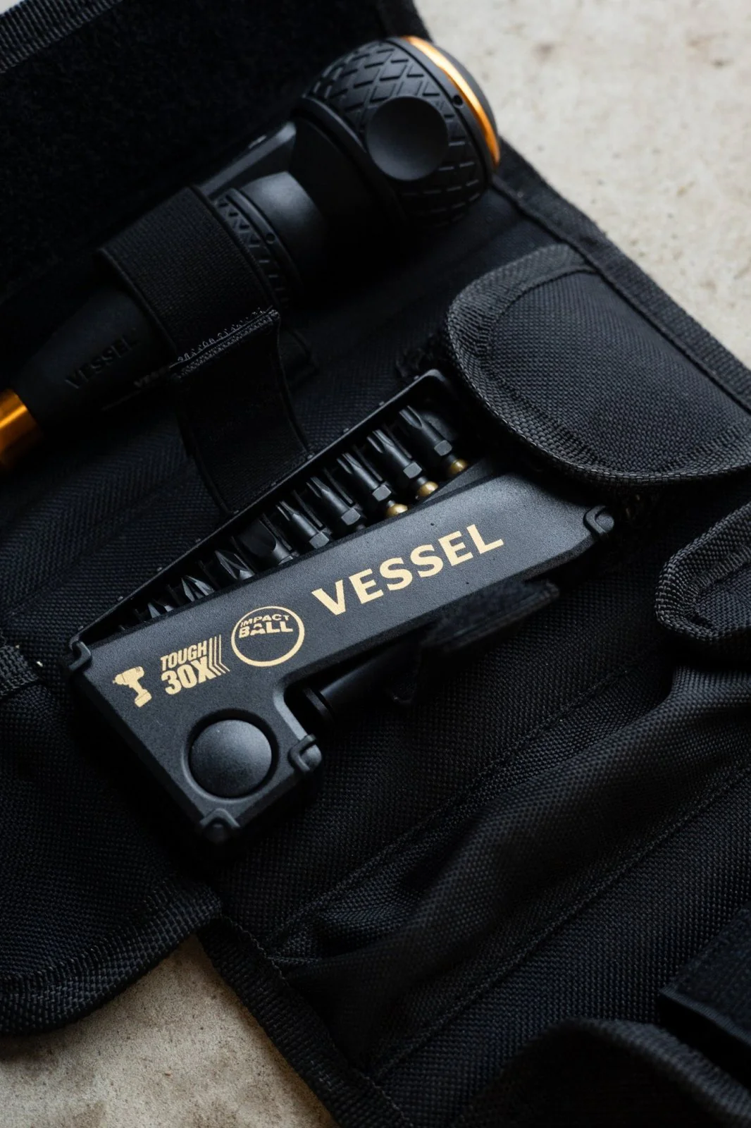 LIMITED EDITION - Vessel USB Rechargeable BALL GRIP Screwdriver Limited Edition Gold Kit - Image 3