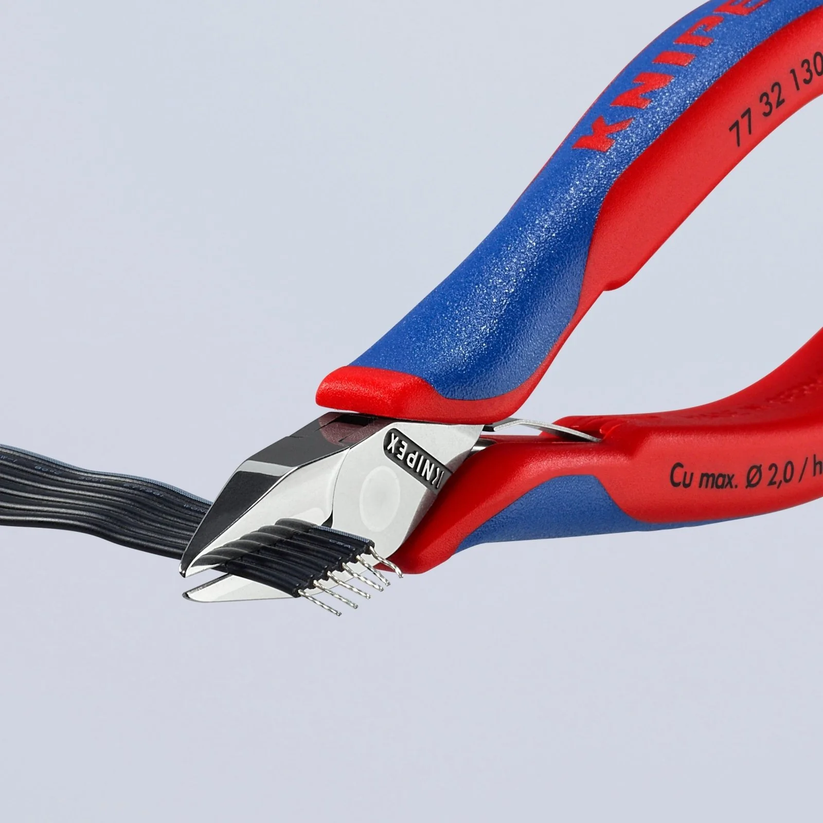 KNIPEX 77 32 130 Electronics Diagonal Cutter with multi-component grips 130 mm - Image 3