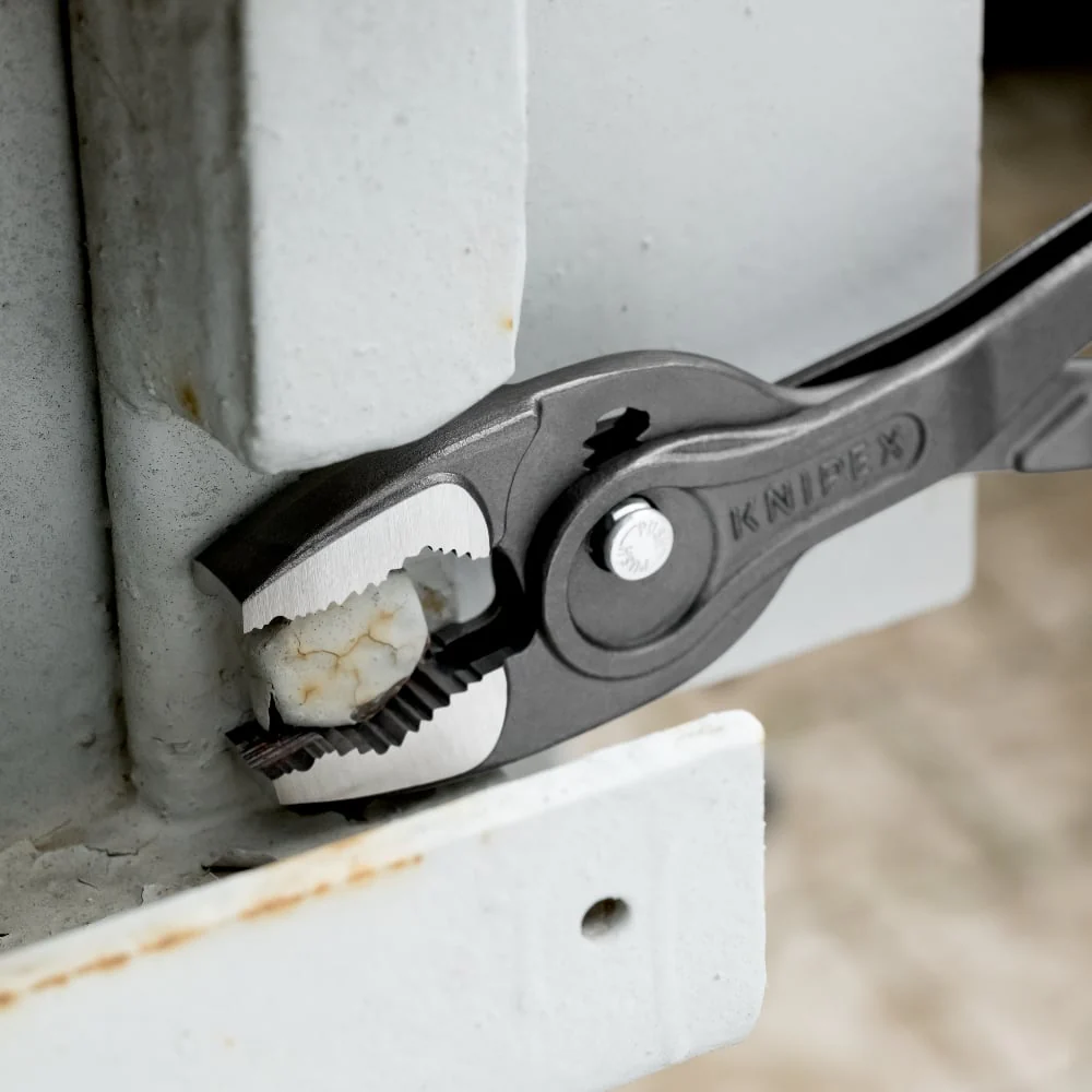 KNIPEX 82 01 250 TwinGrip Slip Joint Pliers 250mm - Image 2