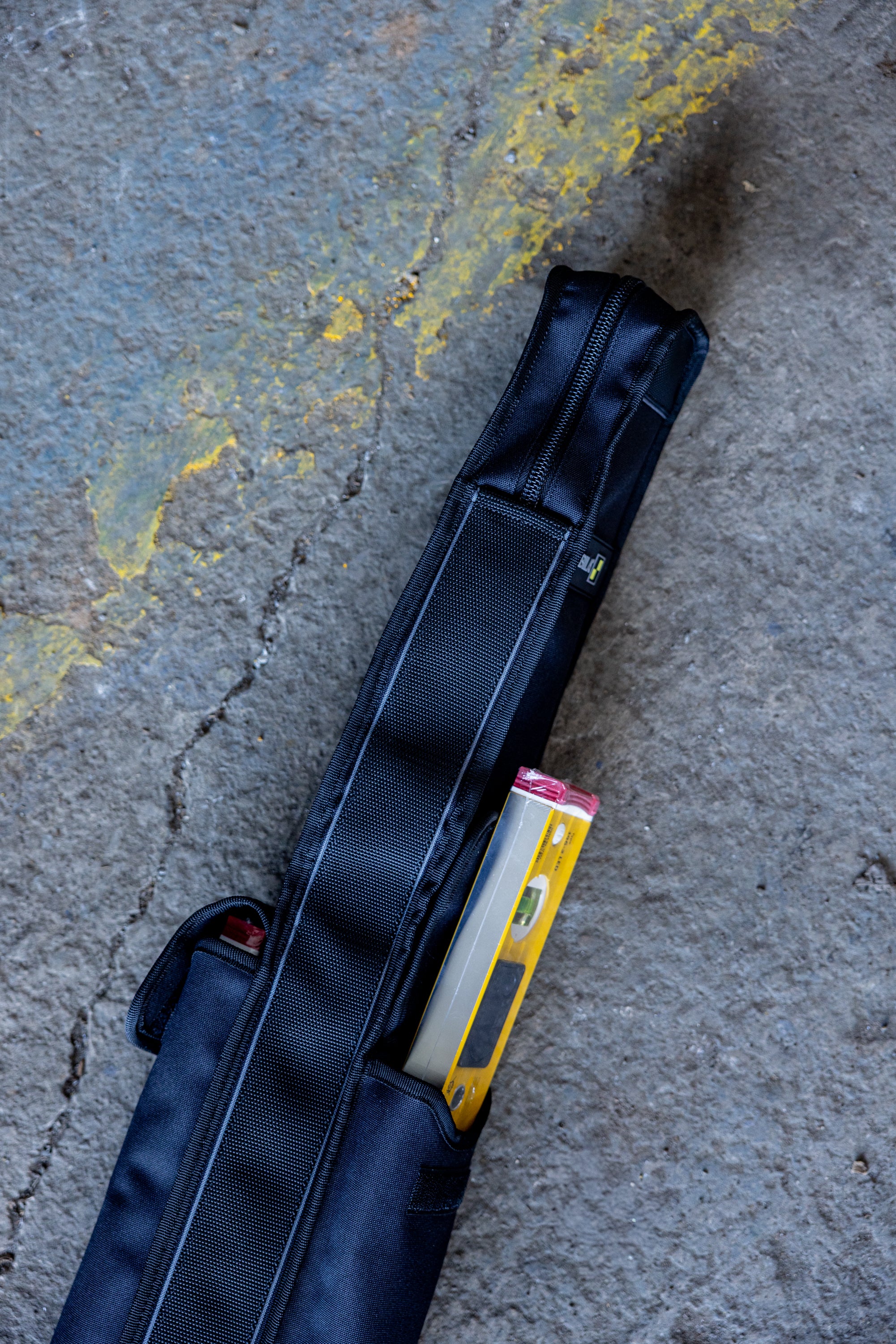 Velocity x Stabila Dark Shadow Level Bag - 200cm - Image 5